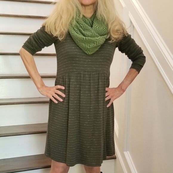 J. Jill (Pure Jill) Green/Gray Dress and Infinity Scarf, XS, $45 - Picture 4 of 10